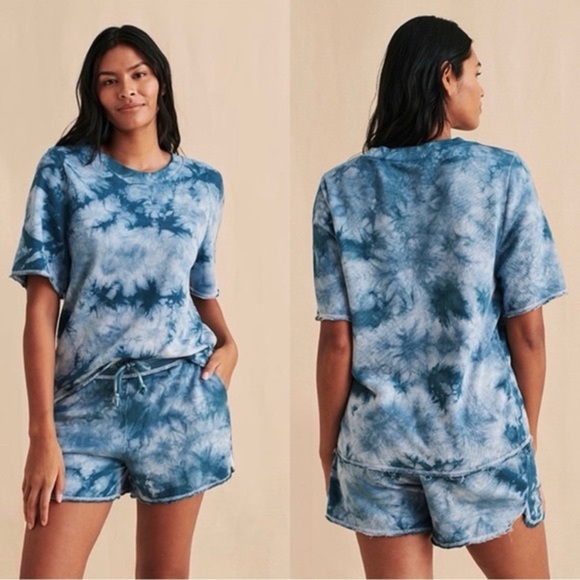 Faherty Go Easy Majolica Blue White Tie Dye Tee Shirt Top Shorts Set Outfit M - Picture 1 of 12